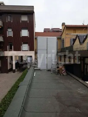Silenzia il Rumore: Barriere Antirumore Esterno per Tranquillità Totale